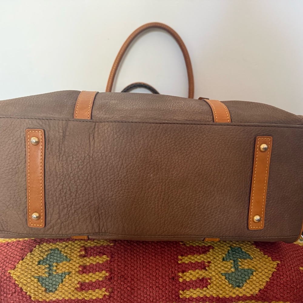 Dooney & Bourke Brown Leather Shoulder Bag with Tan Trim - Picture 4 of 6